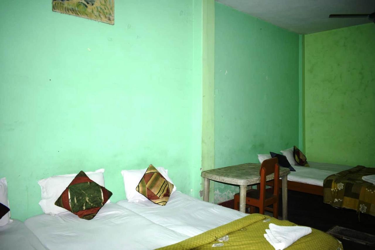 Family Guest House バラナシ エクステリア 写真